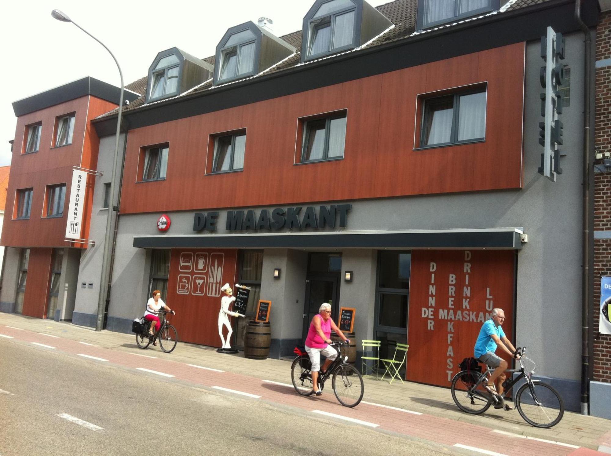 Hotel De Maaskant Maaseik Luaran gambar